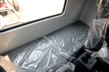 ���� ������D9 200���� 4X2 8����ʽ�ػ���(����)ͼƬ