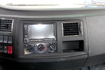 ���� ������D9 200���� 4X2 8����ʽ�ػ���(����)ͼƬ