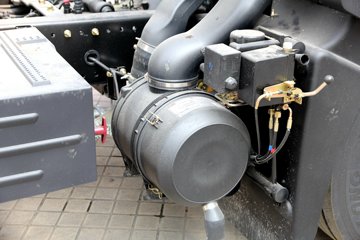 ���� ������D9 200���� 4X2 8����ʽ�ػ���(����)ͼƬ