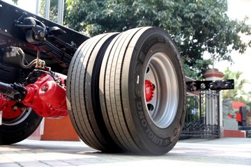 ���� ������D9 200���� 4X2 8����ʽ�ػ���(����)ͼƬ