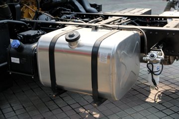 ���� ������D9 200���� 4X2 8����ʽ�ػ���(����)ͼƬ