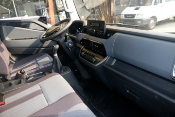 Ծ�� ����H300 150���� 4.17�׵�����ʽ�Ῠ(����)ͼƬ