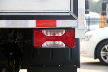 Ծ�� ����H300 150���� 4.17�׵�����ʽ�Ῠ(����)ͼƬ