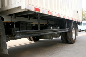 Ծ�� ����H300 150���� 4.17�׵�����ʽ�Ῠ(����)ͼƬ