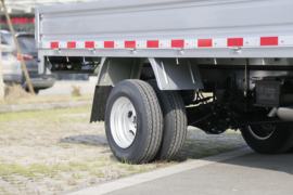 金杯T50S&nbsp;载货车底盘                                                图片