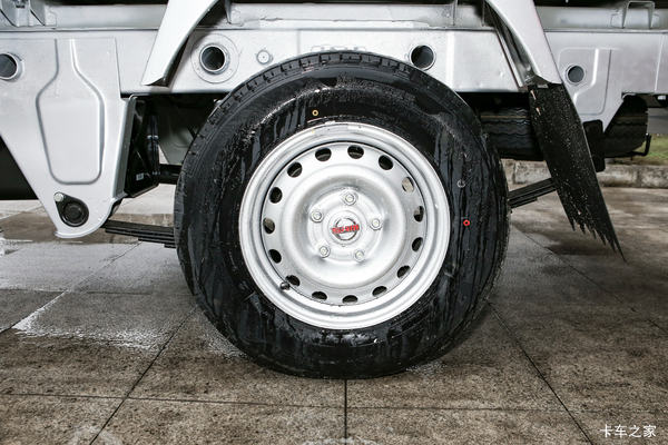 鑫卡S50载货车太原市火热促销中 让利高达0.5万