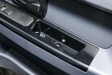 �� �ο�S52 ��׼�� 123���� ���� 2.55��˫������΢��(����)(JKC1032S6X0)ͼƬ