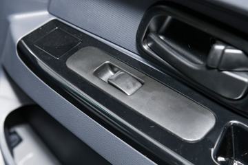 �� �ο�S52 ��׼�� 123���� ���� 2.55��˫������΢��(����)(JKC1032S6X0)ͼƬ