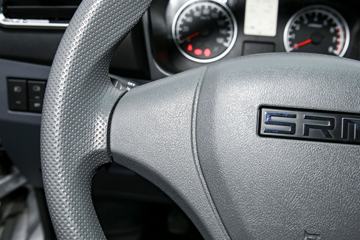 �� �ο�S52 ��׼�� 123���� ���� 2.55��˫������΢��(����)(JKC1032S6X0)ͼƬ