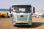 青岛解放 JK6中卡 220马力 4X2 9.75米厢式载货车(国六)