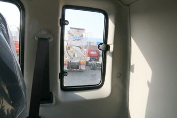 ൺ JK6п 220 4X2 6.75ײդʽػ()(CA5180CCYP28K1L4E6)ͼƬ