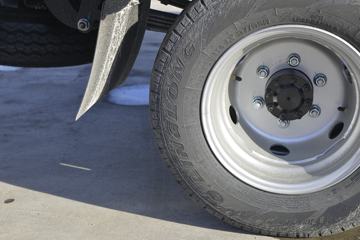 ���� ����M2 ������ 1.6L 122���� ���� 2.7��˫����������ʽ΢��(����)ͼƬ