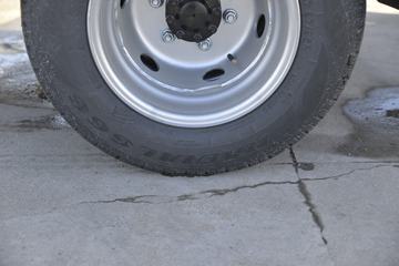 ���� ����M2 ������ 1.6L 122���� ���� 2.7��˫����������ʽ΢��(����)ͼƬ