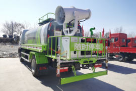 东风福瑞卡底盘 洒水车/喷洒车外观图片
