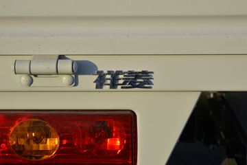  M2  1.6L 122  3.1˫΢(BJ1032V4AV5-01)ͼƬ