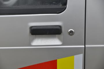 ���� С����V 1.3L 91���� 3.3�׵�������С��(����)ͼƬ