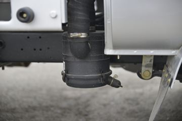 ���� С����V 1.3L 91���� 3.3�׵�������С��(����)ͼƬ