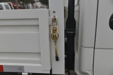 ���� С����W15 102���� 3.1��˫������΢��(EQ1040D6BDB)ͼƬ