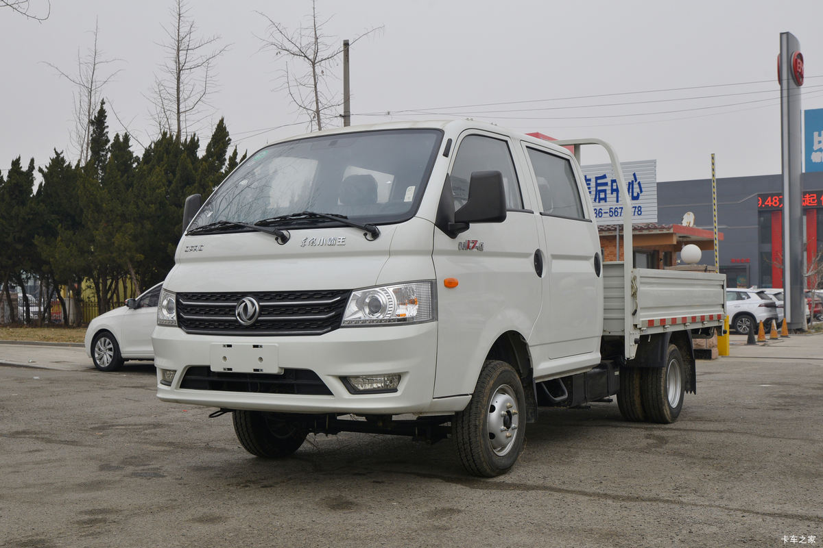 东风 小霸王W17 1.5L 113马力 2.92米双排栏板小卡(国六)