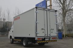 东风 小霸王W17 1.5L 113马力 汽油 3.6米单排厢式微卡(国六)(EQ5031XXY60Q6AC)