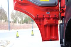 东风商用车 天龙KL重卡 470马力 6X4 LNG牵引车(国六)(DF400后桥)(DFH4250D13)