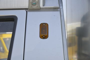  ԦVQ1 1.5L 116  3.05׵ʽ΢()(BJ5030XXY5JV3-51)ͼƬ