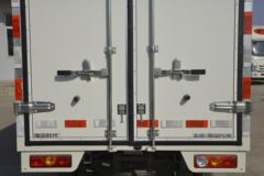福田 驭菱VQ1 1.5L 116马力 汽油 3.05米单排厢式微卡(国六)(BJ5030XXY5JV3-51)