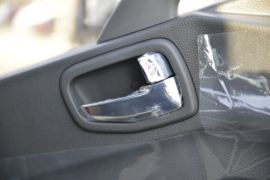 领航H&nbsp;自卸车驾驶室                                               图片