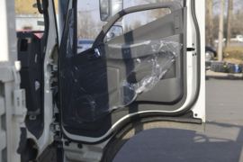 领航H&nbsp;自卸车驾驶室                                               图片