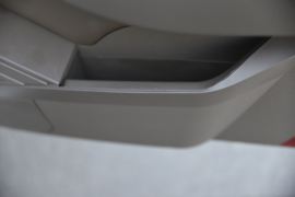 萨普Z&nbsp;皮卡驾驶室                                               图片