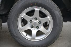 萨普Z&nbsp;皮卡底盘                                                图片