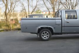 萨普Z&nbsp;皮卡上装                                                图片