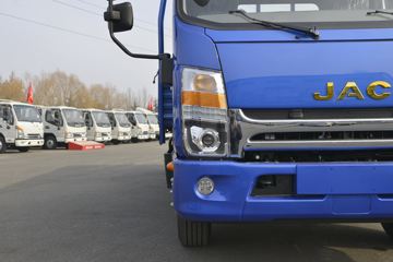 江淮 帅铃Q7 舒适版 195马力 5.4米排半栏板载货车(国六)(HFC1141P71K1D1S)外观图片