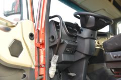 江淮 格尔发A5X 中卡 220马力 4X2 6.8米仓栅式载货车(HFC5181CCYP3K2A50KS) 江淮 格尔发A5X 中卡 220马力 4X2 6.8米仓栅式载货车(HFC5181CCYP3K2A50KS)