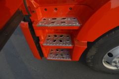 江淮 格尔发A5X中卡 240马力 4X2 6.8米厢式载货车(HFC5181XXYP3K2A50S2V)