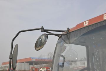 �й�����HOWO ͳ˧ 110���� 4.165�׵��������ῨͼƬ