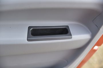�й�����HOWO ͳ˧ 110���� 4.165�׵��������ῨͼƬ