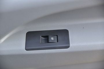 �й�����HOWO ͳ˧ 110���� 4.165�׵��������ῨͼƬ