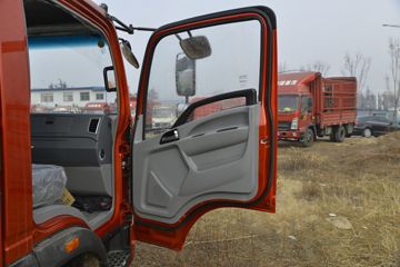 �й�����HOWO ͳ˧ 110���� 4.165�׵��������ῨͼƬ