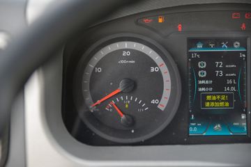�й�����HOWO ͳ˧ 110���� 4.165�׵��������ῨͼƬ