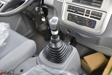 �й�����HOWO ׷�� ����� 110���� 3.65�׵��������Ῠ(������6��)ͼƬ