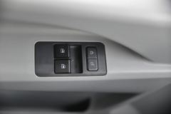 中国重汽HOWO 追梦 经典款 110马力 3.65米单排栏板轻卡(万里扬6挡)(ZZ1047C3314E145-2)