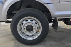 北汽黑豹 兴运G5 1.5L 116马力 汽油 2.7米单排栏板微卡(国六)(BAW1035D20KS)