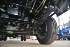 北汽黑豹 兴运G3 1.5L 116马力 汽油 3.1米双排栏板小卡(国六)(BAW1030W30KS)