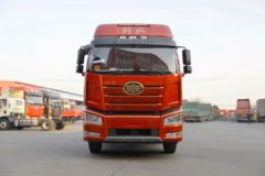 一汽解放 新J6P重卡 领航版2.0 550马力 6X4 AMT自动挡牵引车(CA4250P66K25T1A1E5)