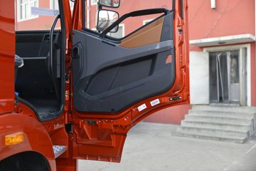 һ����� ��J6P�ؿ� �캽��2.0 550���� 6X4 AMT�Զ���ǣ����(CA4250P66K25T1A1E5)ͼƬ