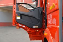 一汽解放 新J6P重卡 领航版2.0 550马力 6X4 AMT自动挡牵引车(CA4250P66K25T1A1E5)