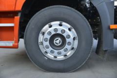 一汽解放 新J6P重卡 领航版2.0 550马力 6X4 AMT自动挡牵引车(CA4250P66K25T1A1E5)