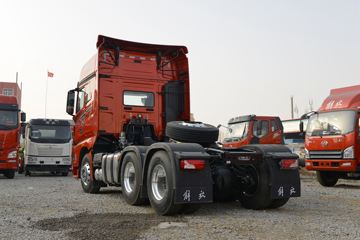 һ J7ؿ 550 6X4 AMTԶǣ(ɫ)(CA4250P77K25T1E5)ͼƬ