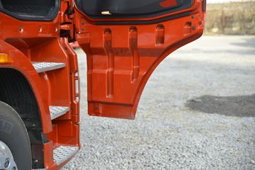 һ����� J7�ؿ� 550���� 6X4 AMT�Զ���ǣ����(��ɫ)(CA4250P77K25T1E5)ͼƬ